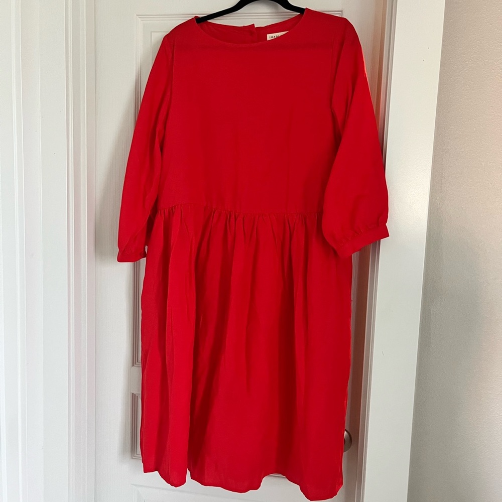 Darling Tradlands button-back dress